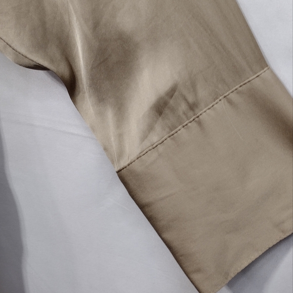 NWT Old Navy Silky Button Shirt Womens L Gold Retro 90s Y2K Casual Minimalist - Picture 3 of 9